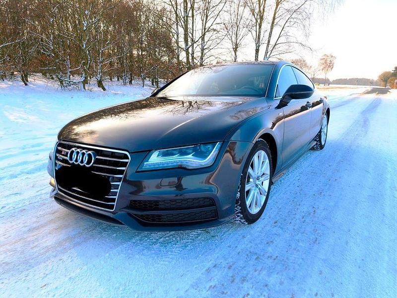 Grau Gebraucht 2011 Audi A7 Sportback Sport Kleinwagen | 12.000 € (Fairer Preis) - Bild 1/4