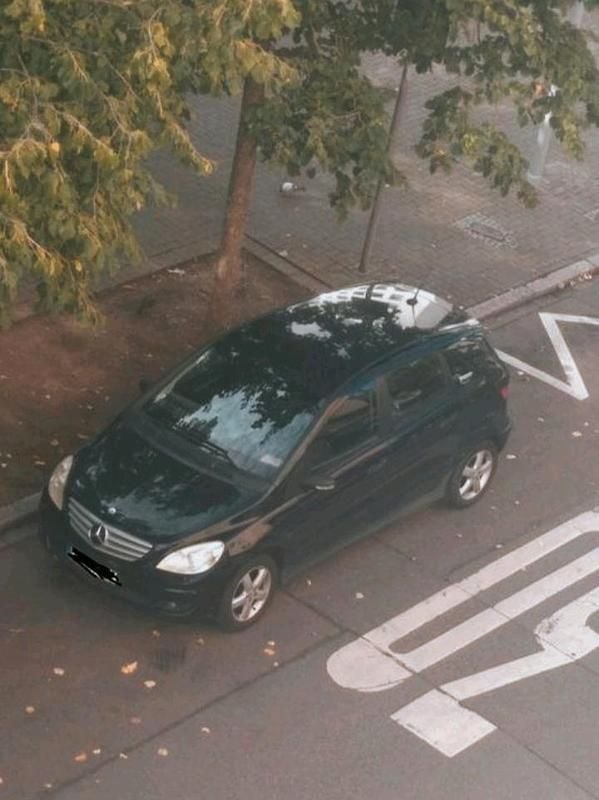 Schwarz Gebraucht 2007 Mercedes B170 Van / Kleinbus | 2.300 € (Teuer) - Bild 1/1