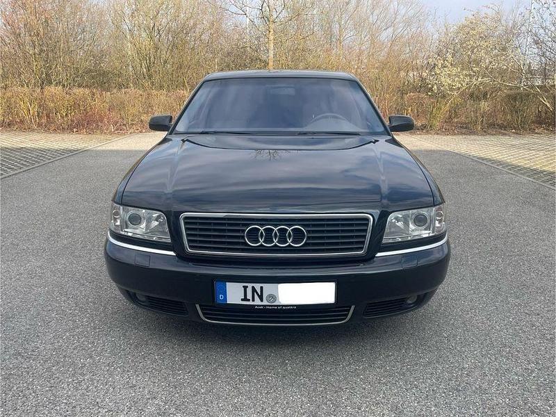 Gebraucht Audi A8 Basis 179 PS (131 kW) 2000 Schwarz Limousine