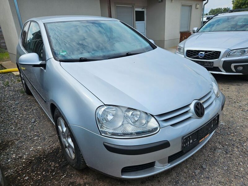 Gebraucht VW Golf V Trendline 75 PS (55 kW) 2004 Silber Kleinwagen