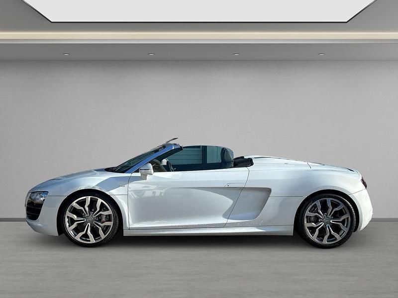 Gebraucht Audi R8 Spyder Basis 525 PS (386 kW) 2011 Grau Cabrio