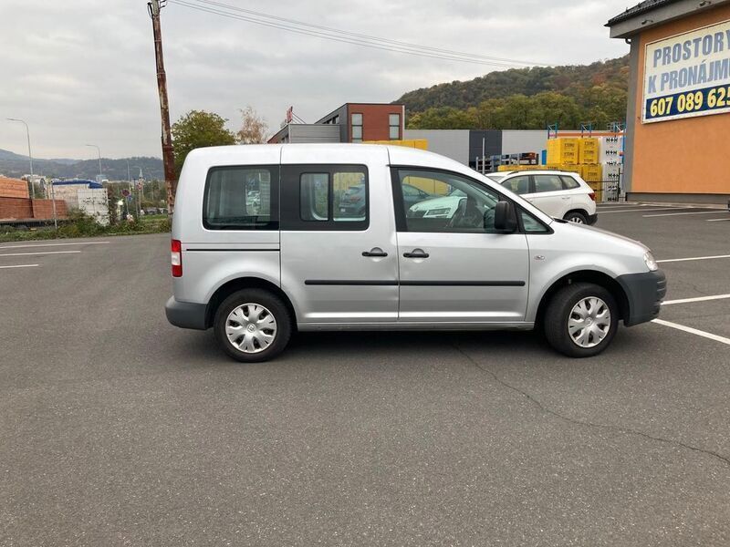 Gebraucht VW Caddy Life 109 PS (80 kW) 2009 Silber Van / Kleinbus