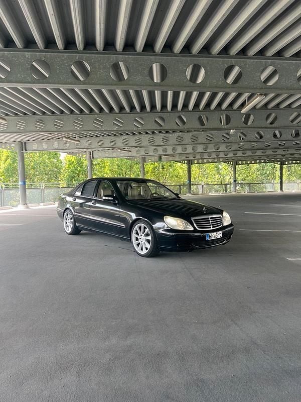 Schwarz Gebraucht 2004 Mercedes S500 Limousine | 6.900 € - Bild 1/4