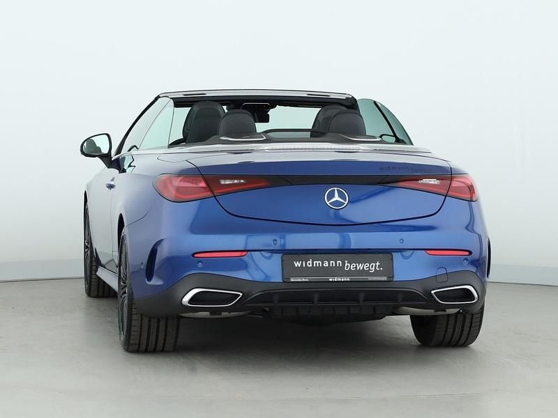 Gebraucht Mercedes CLE450 Night 381 PS (280 kW) 2024 Blau Cabrio