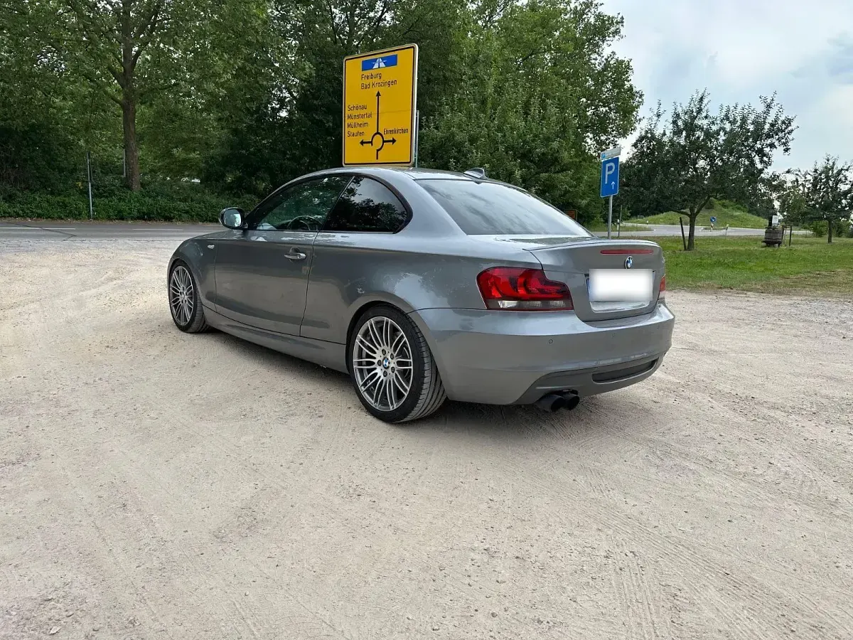 Gebraucht BMW 135 Coupé M Sport 326 PS (239 kW) 2010 Grau Coupé