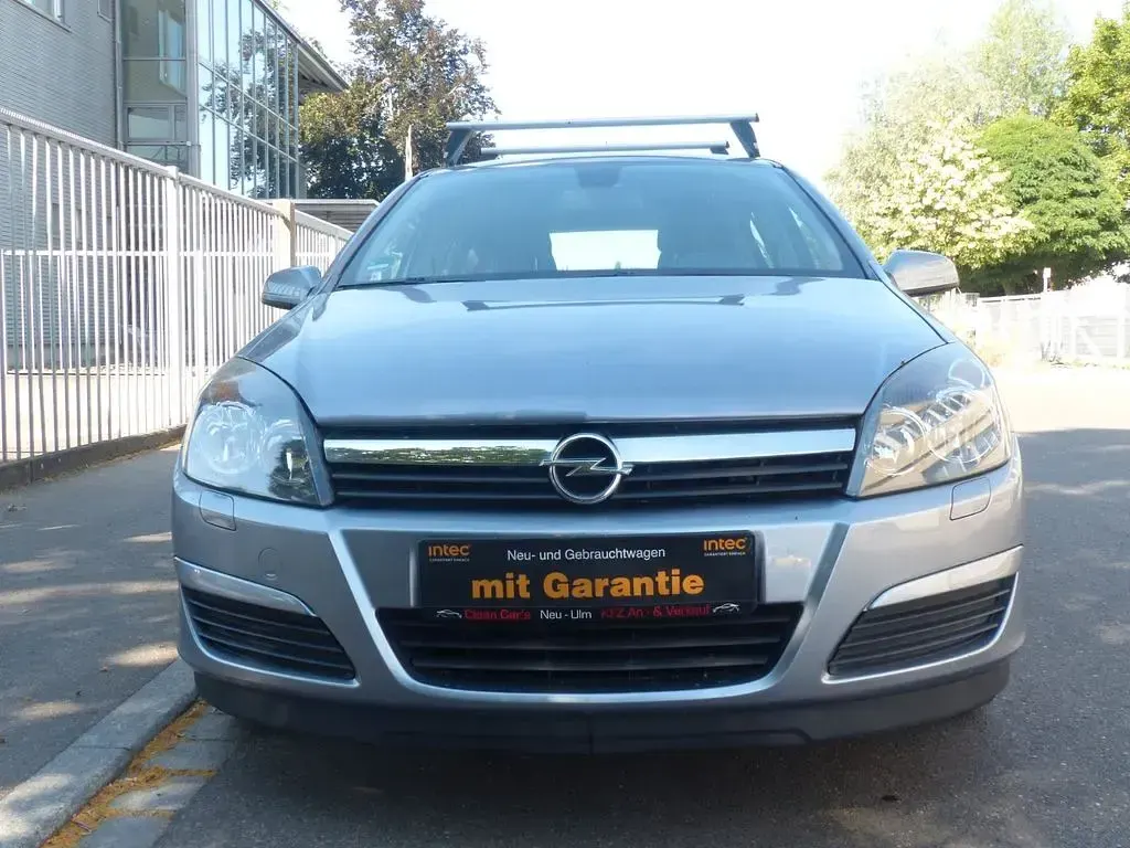 Gebraucht Opel Astra Elegance 125 PS (91 kW) 2005 Grau Limousine