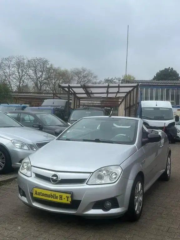 Gebraucht Opel Tigra Enjoy 90 PS (66 kW) 2006 Silber Cabrio