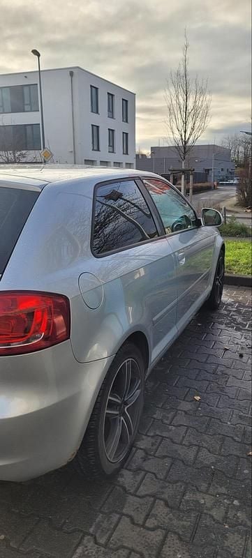 Gebraucht Audi A3 105 PS (77 kW) 2009 Silber Kleinwagen
