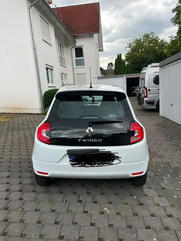 Gebraucht Renault Twingo Life 65 PS (47 kW) 2019 Weiß Kleinwagen