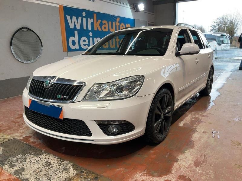 Gebraucht Skoda Octavia RS 200 PS (147 kW) 2013 Weiß Kombi