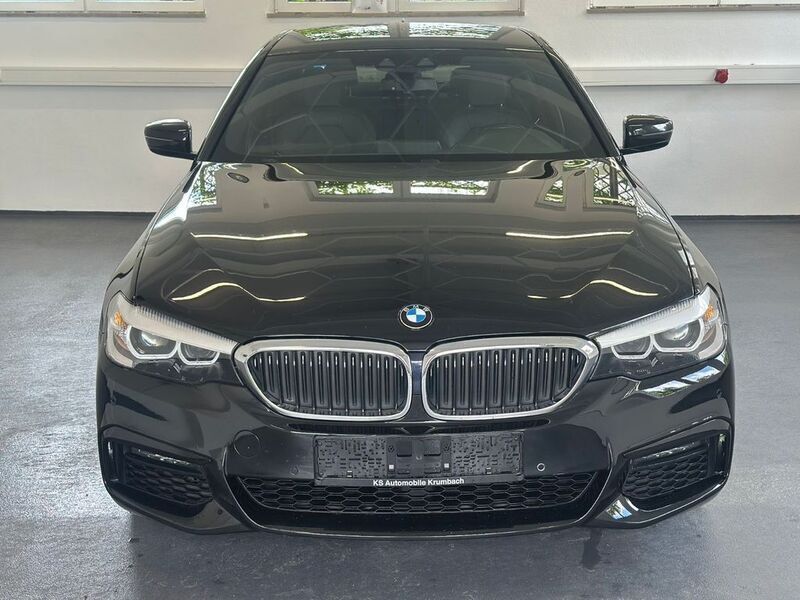 Schwarz Gebraucht 2020 BMW 520 M Sport Limousine | 29.999 € (Etwas zu teuer) - Bild 1/4