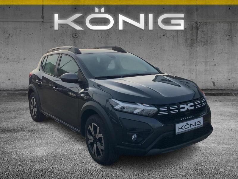 Gebraucht Dacia Sandero Expression 91 PS (66 kW) 2023 Grau Kleinwagen