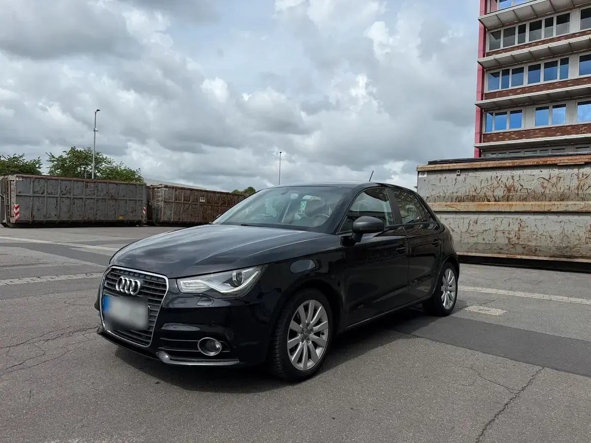 Gebraucht Audi A1 Sportback 140 PS (102 kW) 2014 Schwarz Kleinwagen