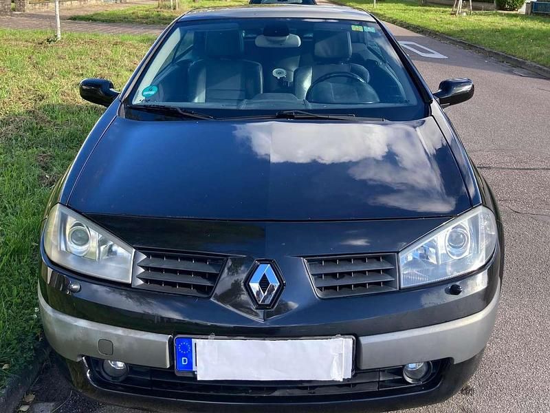Schwarz Gebraucht 2005 Renault Mégane Cabriolet Dynamique Cabrio | 1.900 € (Fairer Preis) - Bild 1/4