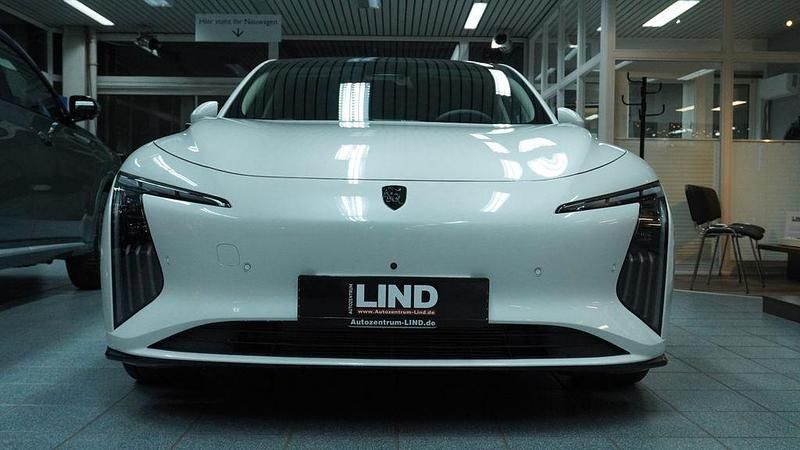 Neu DFSK Forthing 7 209 PS (153 kW) 2025 Weiß Limousine