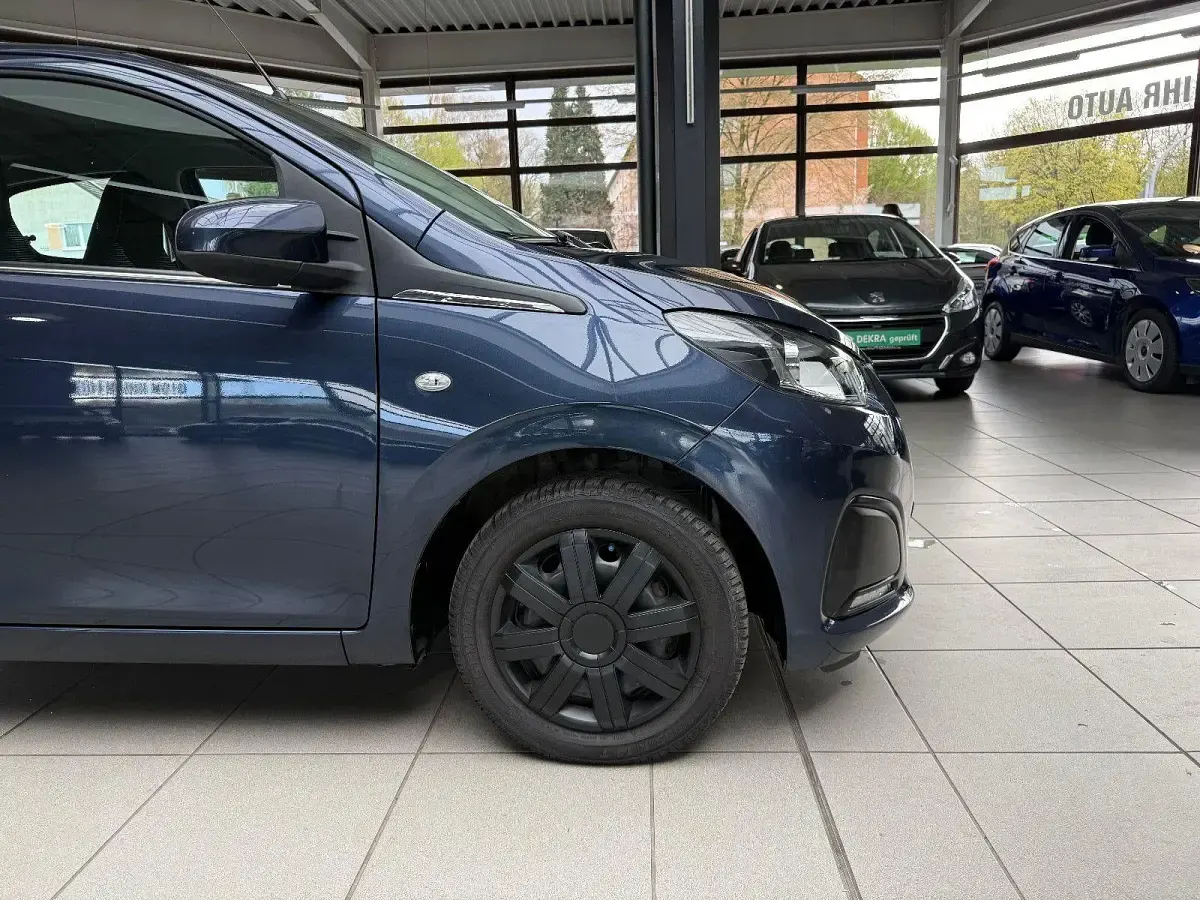 Gebraucht Peugeot 108 Active 69 PS (50 kW) 2014 Blau Limousine