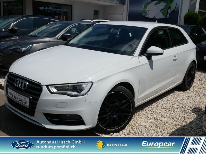 Weiß Gebraucht 2012 Audi A3 Ambition Limousine | 9.990 € (Etwas zu teuer) - Bild 1/4