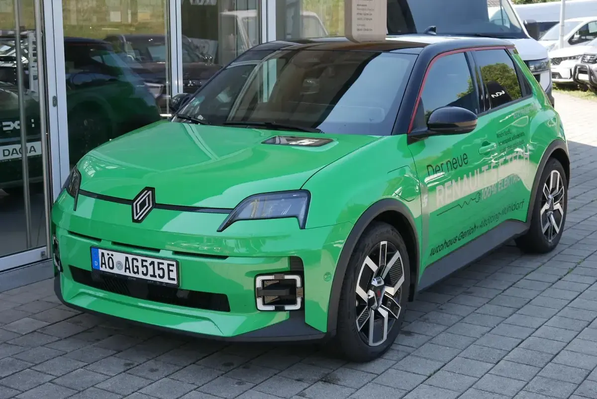 Gebraucht Renault R5 Komfort 110 kW (150 PS) 2024 Kleinwagen