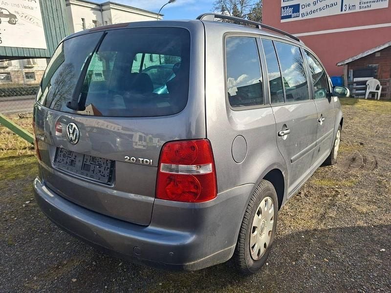 Gebraucht VW Touran Trendline 140 PS (102 kW) 2005 Grau Van / Kleinbus