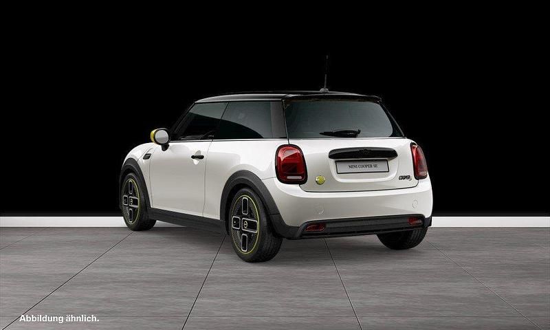 Gebraucht Mini Cooper SE Hatch 135 kW (184 PS) 2023 Weiß Kleinwagen