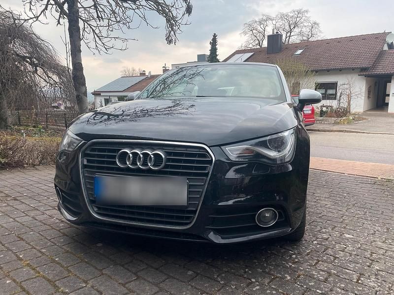 Gebraucht Audi A1 Attraction 86 PS (63 kW) 2011 Schwarz Kleinwagen