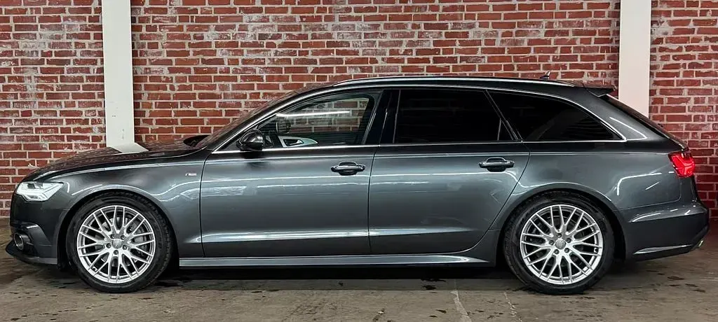 Gebraucht Audi A6 S-Line 272 PS (200 kW) 2015 Grau Kombi