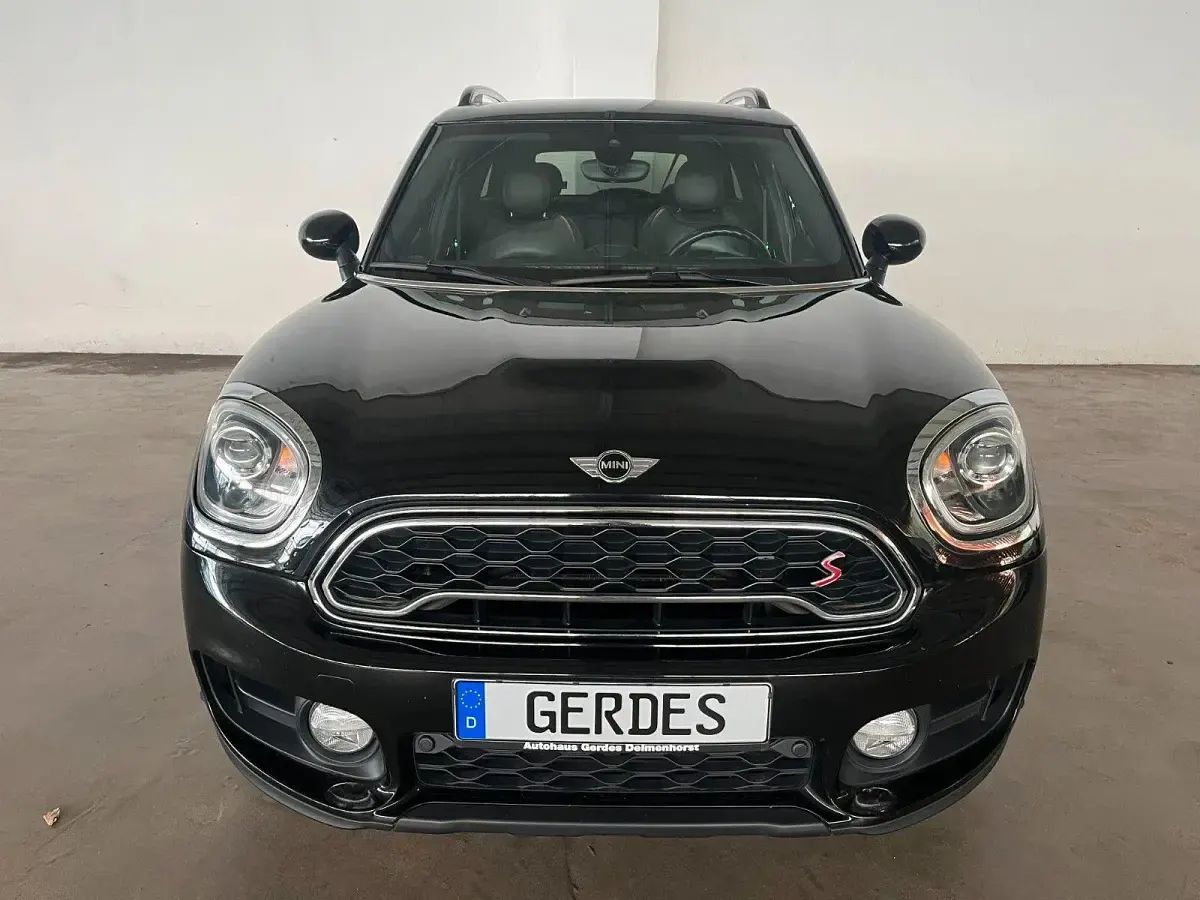 Occasion Mini Cooper SD 190 PK (139 kW) 2018 Zwart Hatchback