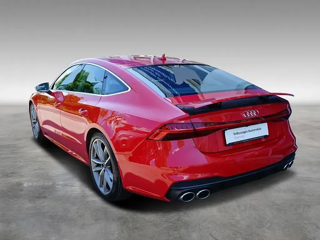 Gebraucht Audi S7 Sportback Ambiente 344 PS (253 kW) 2023 Rot Kleinwagen