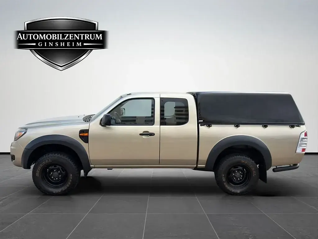Używany Ford Ranger XL 143 KM (105 kW) 2011 Złoty Pickup