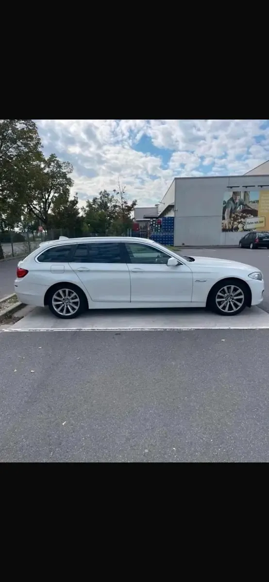Gebraucht BMW 520 184 PS (135 kW) 2012 Weiß Kombi