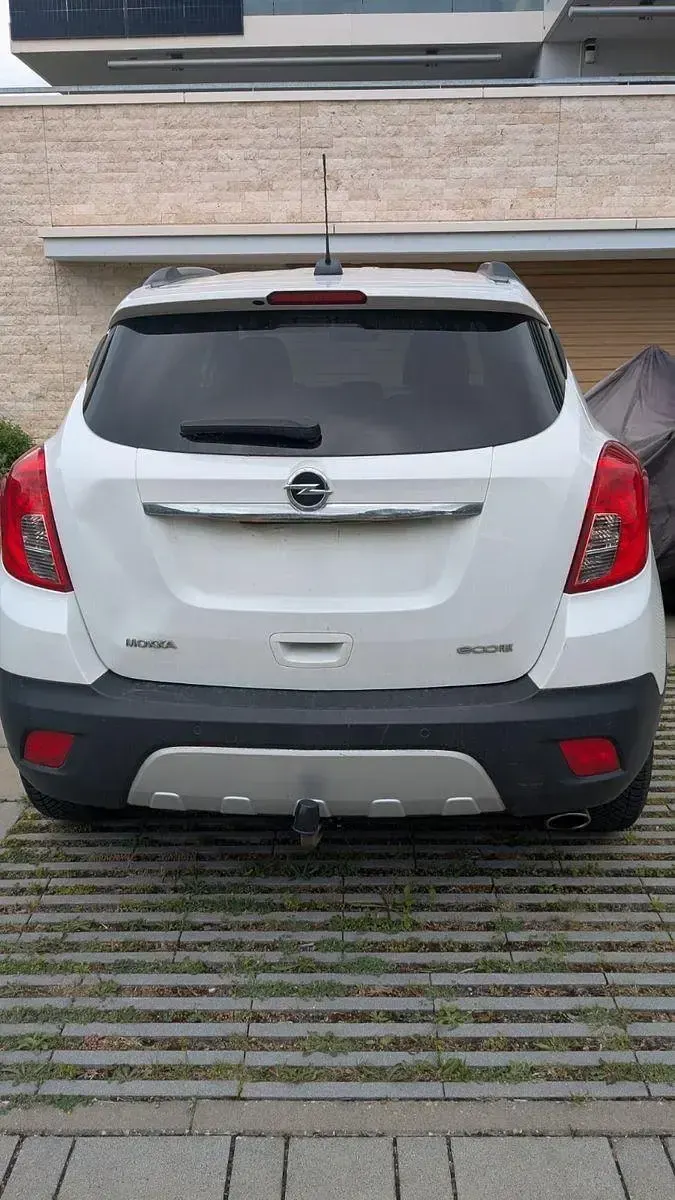 Second-hand Opel Mokka Innovation 136 CP (100 kW) 2016 Alb SUV