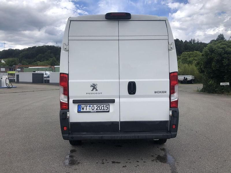 Gebraucht Peugeot Boxer 110 PS (80 kW) 2015 Weiß Van