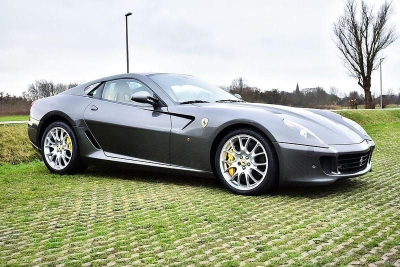 Gebraucht Ferrari 599 620 PS (456 kW) 2007 Grau Coupé