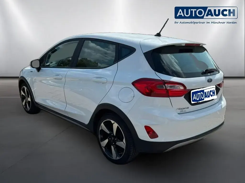 Gebraucht Ford Fiesta Active X 101 PS (74 kW) 2019 Weiß Kleinwagen