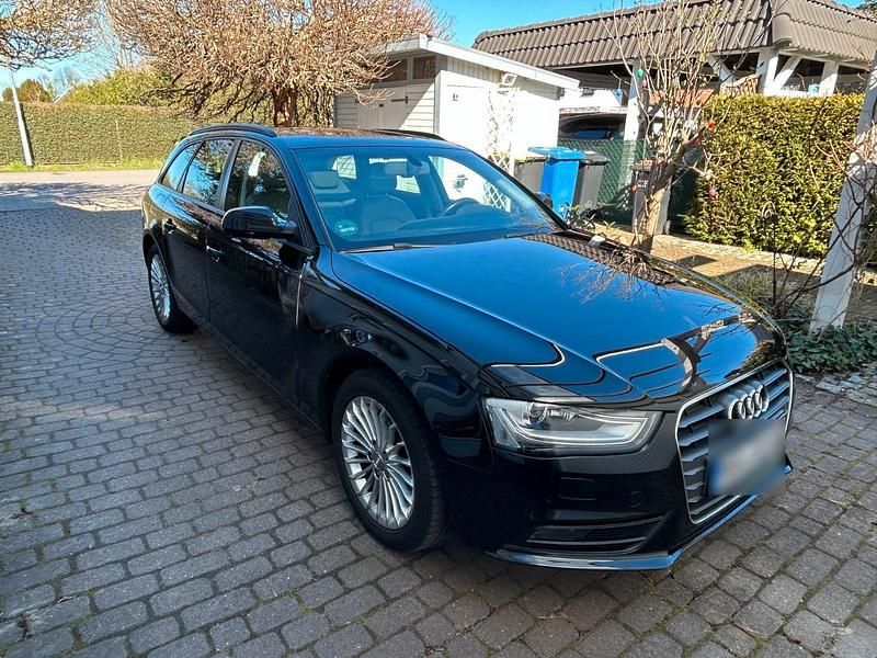 Gebraucht Audi A4 Design 190 PS (139 kW) 2015 Schwarz Kombi