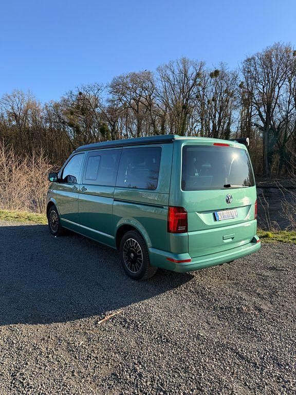 Gebraucht VW California Beach 199 PS (146 kW) 2020 Grün Van