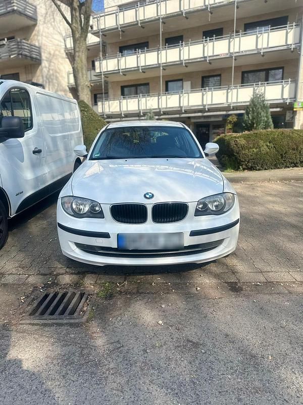 Gebraucht BMW 116 122 PS (89 kW) 2010 Kleinwagen