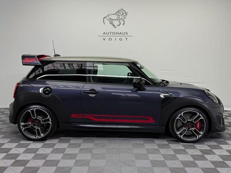 Gebraucht Mini John Cooper Works 306 PS (225 kW) 2020 Racing grey metallic Kleinwagen