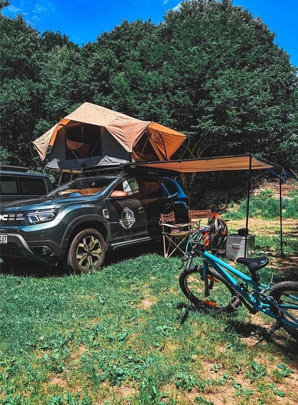 Grün Gebraucht 2024 Dacia Duster Extreme SUV | 21.990 € (Superpreis) - Bild 1/2