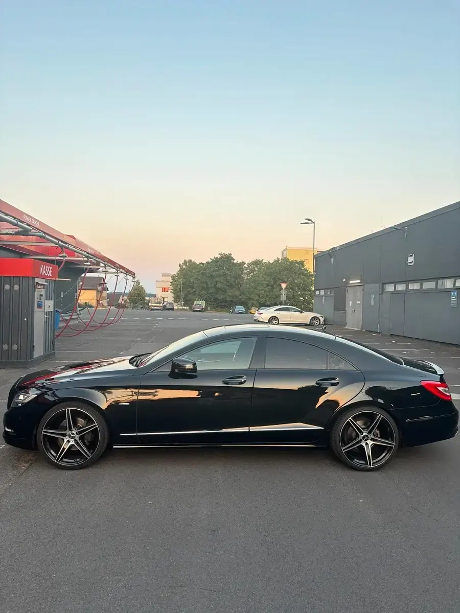 Gebraucht Mercedes CLS350 306 PS (225 kW) 2011 Schwarz Coupé