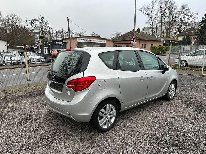 Gebraucht Opel Meriva Edition 120 PS (88 kW) 2010 Silber Van / Kleinbus