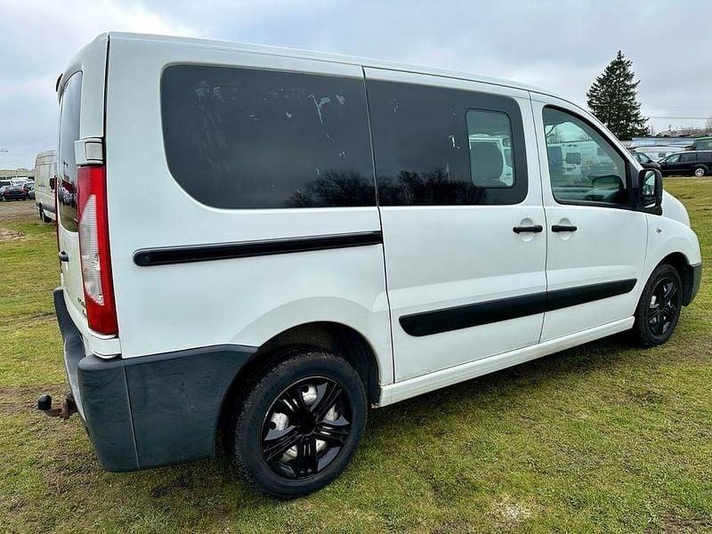 Gebraucht Peugeot Expert 98 PS (72 kW) 2012 Weiß Van