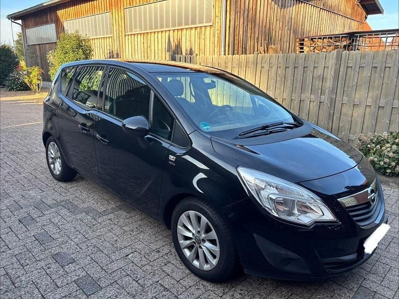 Second-hand Opel Meriva Active 120 CP (88 kW) 2013 Negru Monovolum