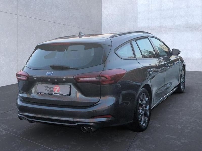 Gebraucht Ford Focus ST-Line 155 PS (114 kW) 2024 Grau Kombi