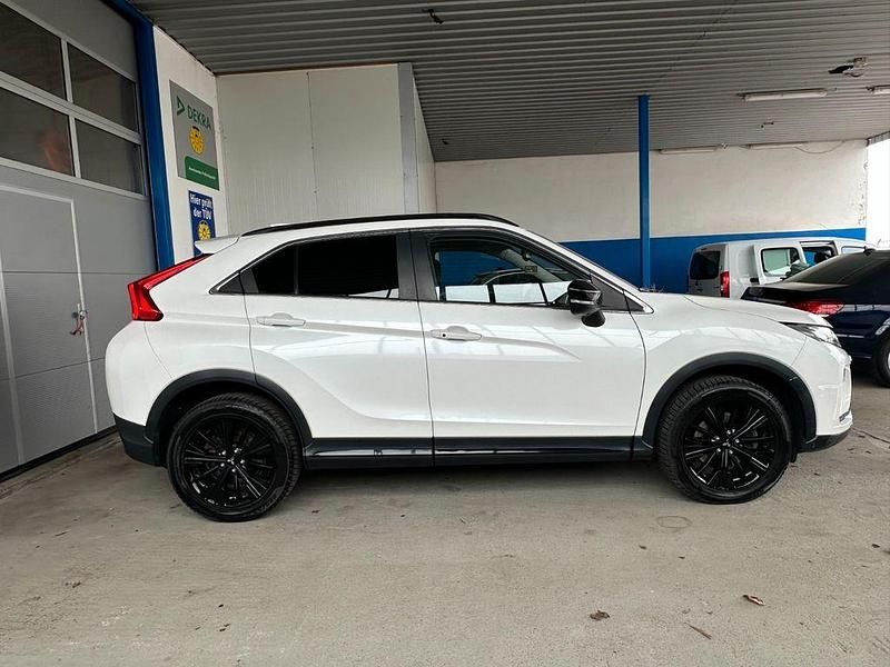 Gebraucht Mitsubishi Eclipse Cross Active 148 PS (108 kW) 2020 Weiß SUV