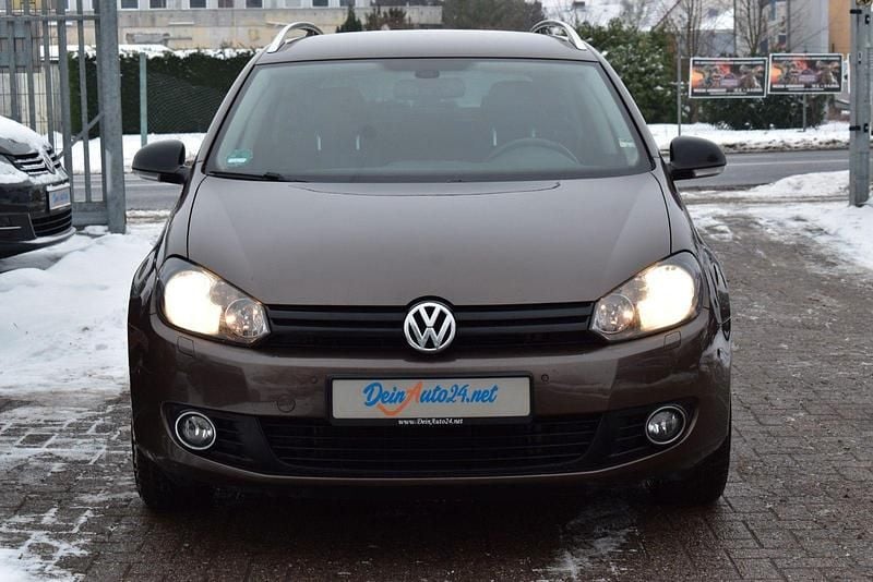 Gebraucht VW Golf VII Match 122 PS (89 kW) 2012 Braun Kombi
