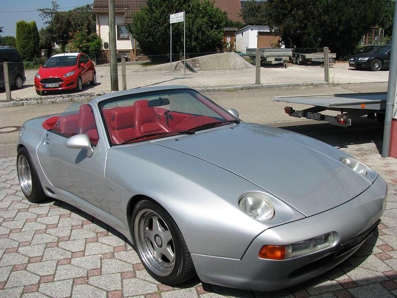 Silber Gebraucht 1987 Porsche 928 Coupé | 129.000 € - Bild 1/4