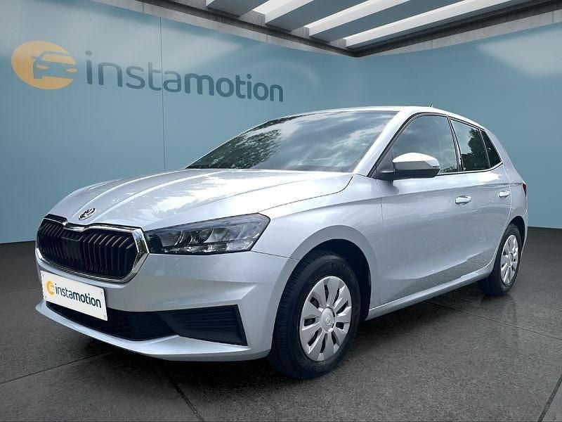 Silber Gebraucht 2022 Skoda Fabia Kleinwagen | 13.999 € (Guter Preis) - Bild 1/4