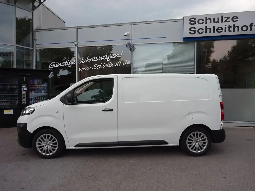 Gebraucht Fiat Scudo 144 PS (105 kW) 2022 Weiß Van