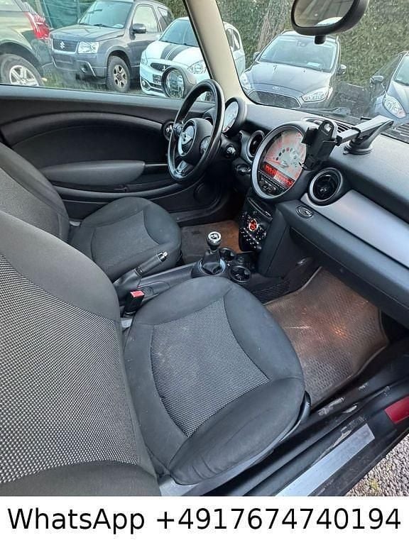 Used Mini ONE 75 HP (55 kW) 2011 Red Hatchback